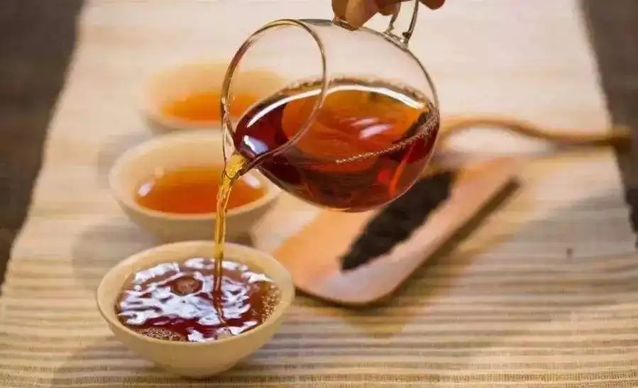 普洱茶怎么這么濃？