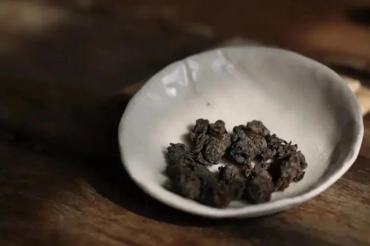 茶有倉(cāng)味怎么處理？