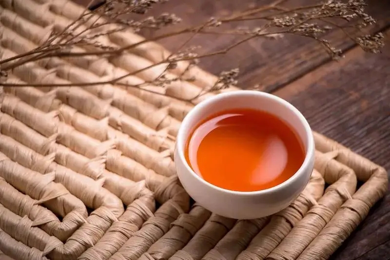 喝普洱茶時的“舌底鳴泉”是什么體驗？