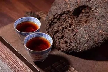 苦、澀味絕不是古樹普洱的霸氣，那也叫懂普洱茶，別逗了！