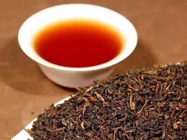 如何選購(gòu)、辨識(shí)普洱茶優(yōu)劣？