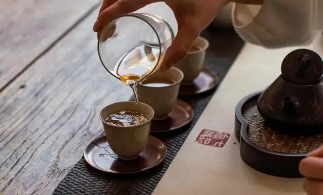 在家喝茶，或許才是我們對(duì)抗疫情的貢獻(xiàn)