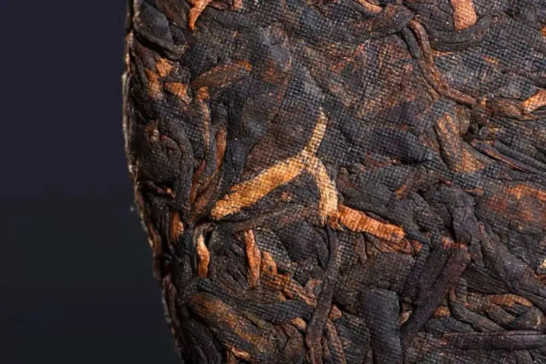 易武熟茶，當(dāng)屬易武地道發(fā)酵